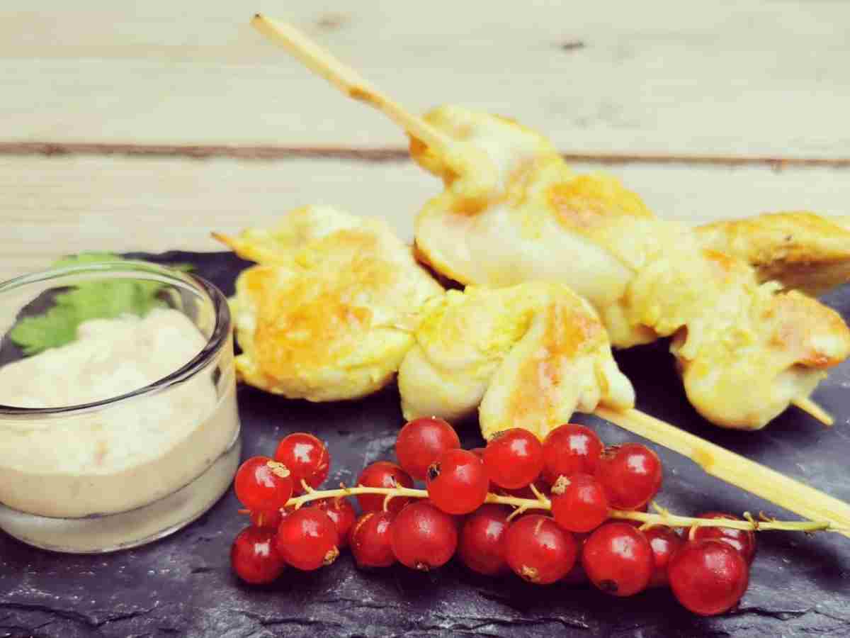 Recette - Brochettes de poulet sauce cacahuète par Laureen Behar